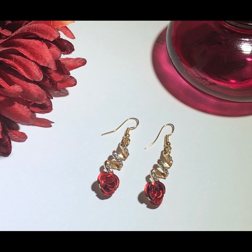 Rose Earrings💛💛